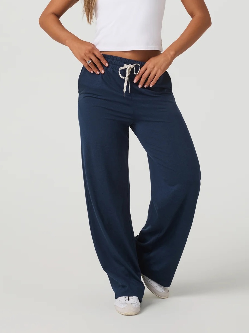 Vuori Wide Leg Pants